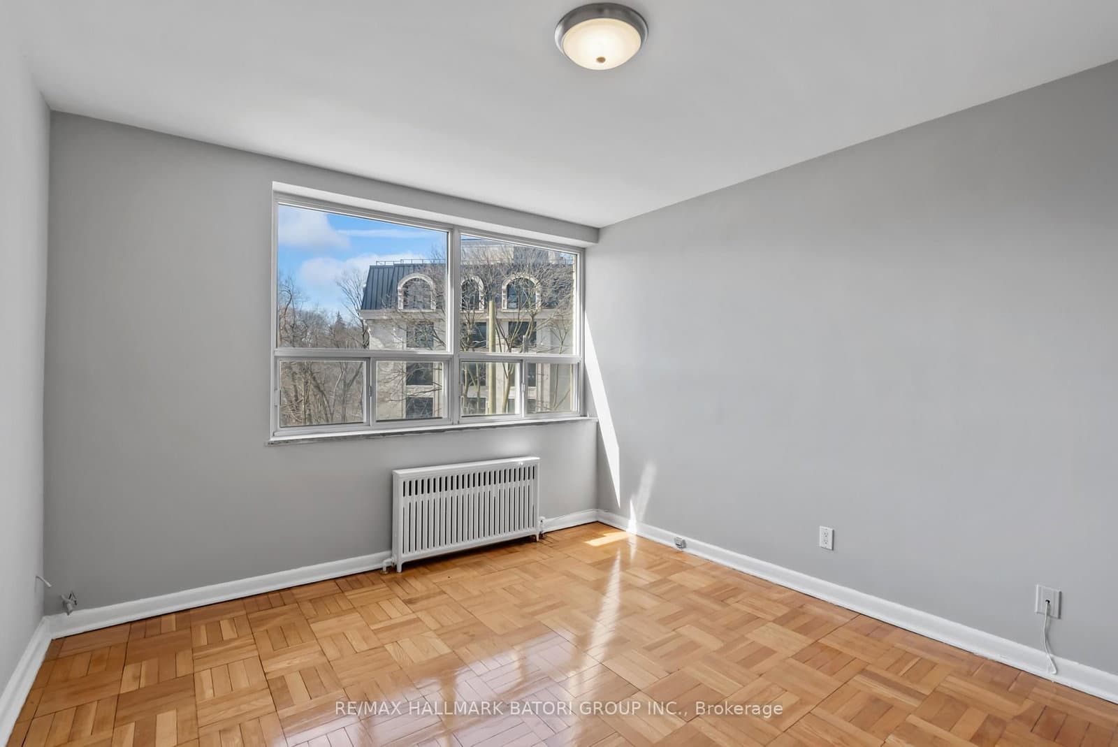 159 Russell Hill Road, Unit 403 thumbnail 8