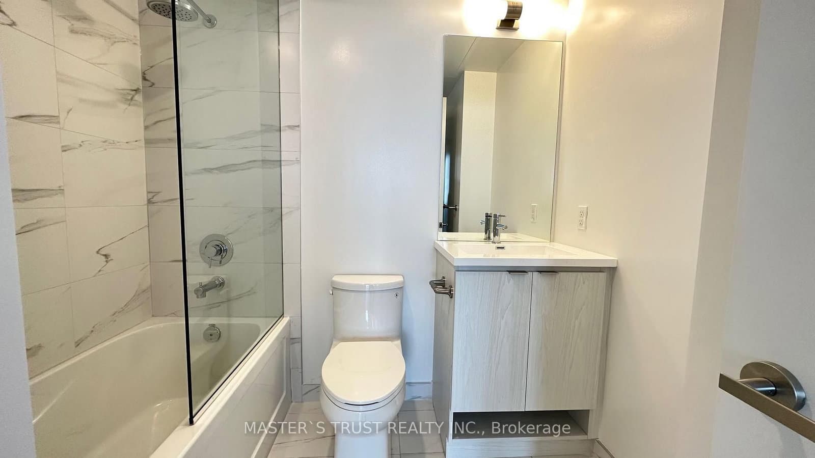 55 Cooper Street, Unit 7108 thumbnail 6