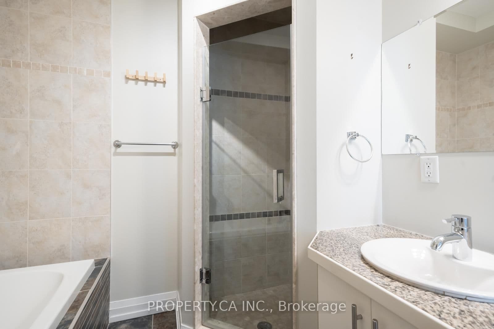 473 Dupont Street, Unit 2 thumbnail 28
