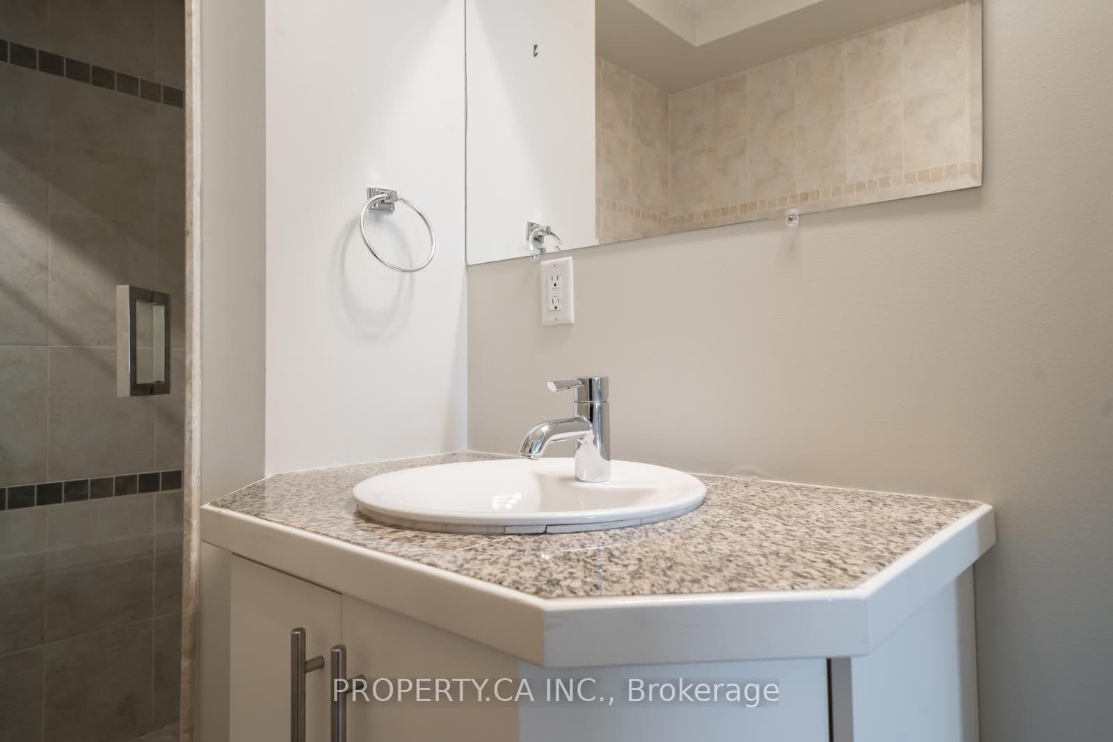 473 Dupont Street, Unit 2 thumbnail 29
