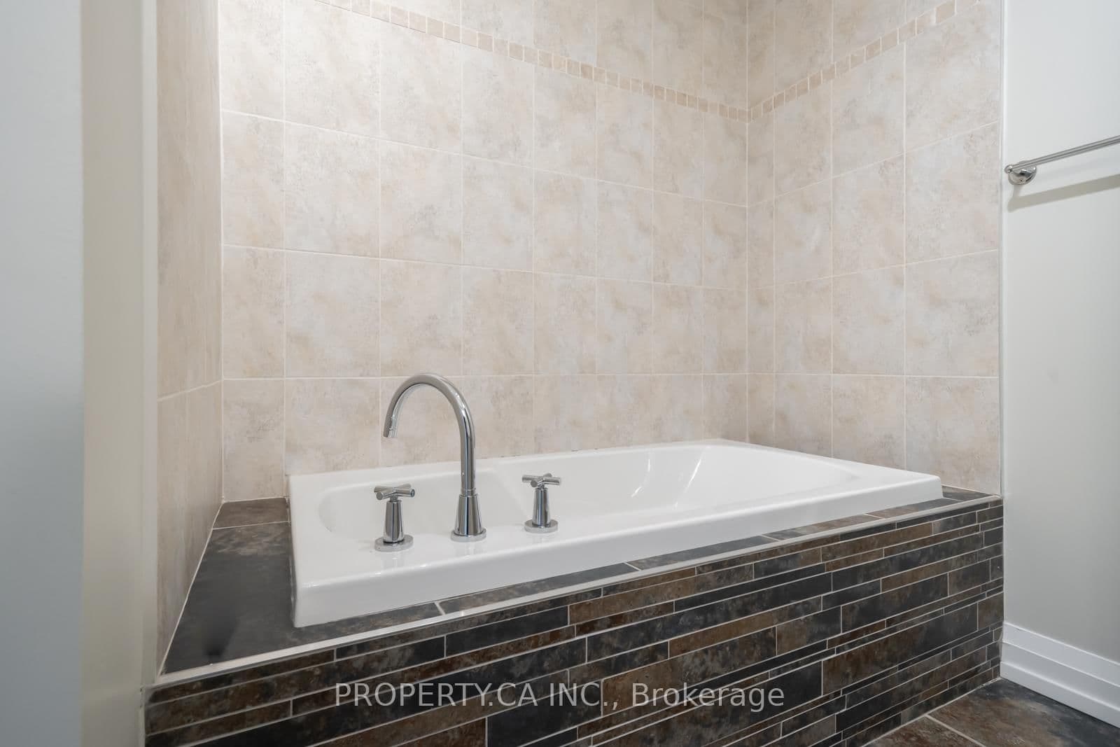 473 Dupont Street, Unit 2 thumbnail 30