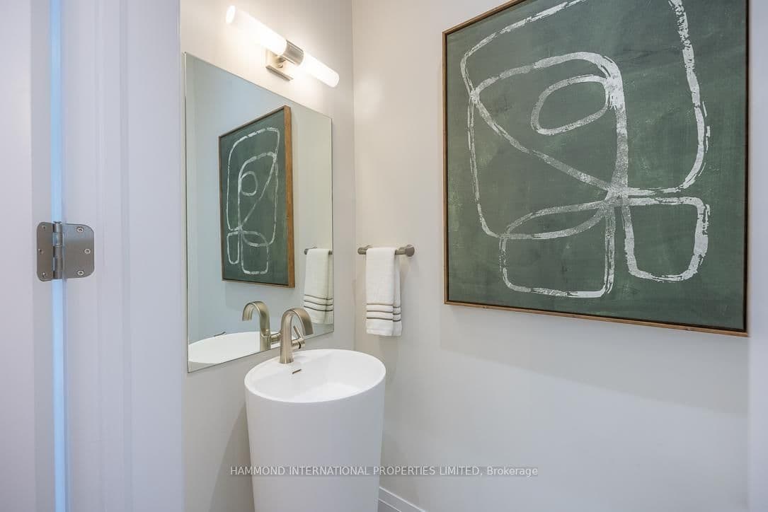 1173 Avenue Road thumbnail 12