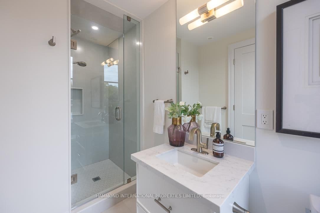 1173 Avenue Road thumbnail 29