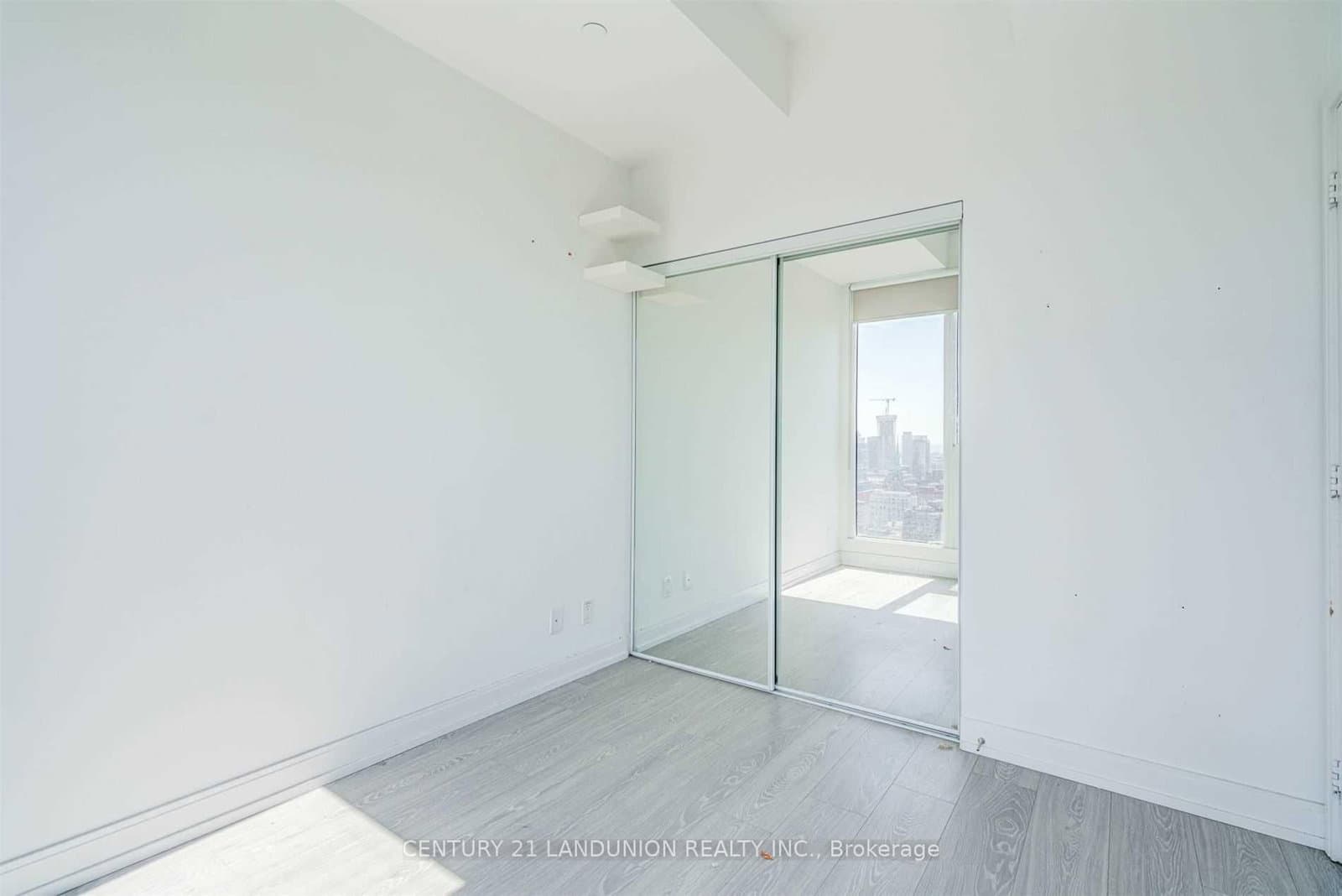 181 Dundas Street E, Unit 2905 thumbnail 12
