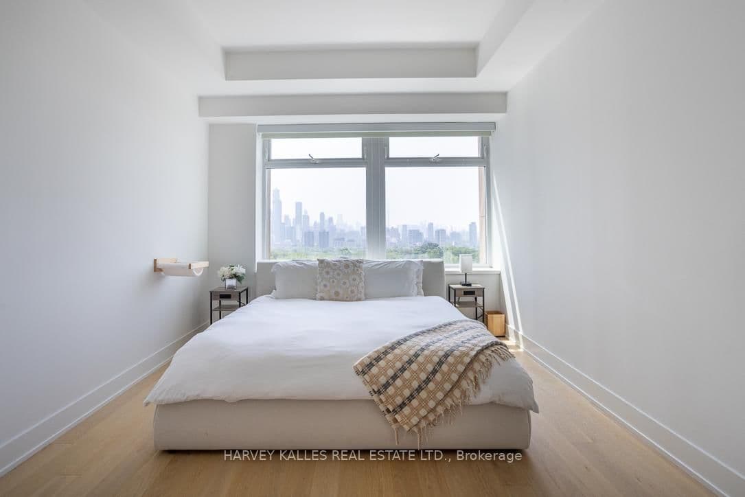 111 St Clair Avenue W, Unit 1013 thumbnail 22