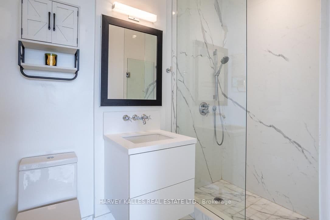 111 St Clair Avenue W, Unit 1013 thumbnail 25