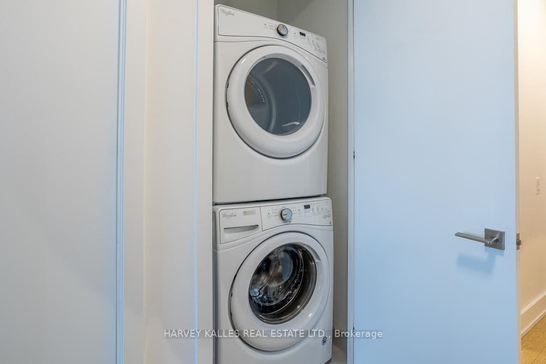 111 St Clair Avenue W, Unit 1013 thumbnail 35