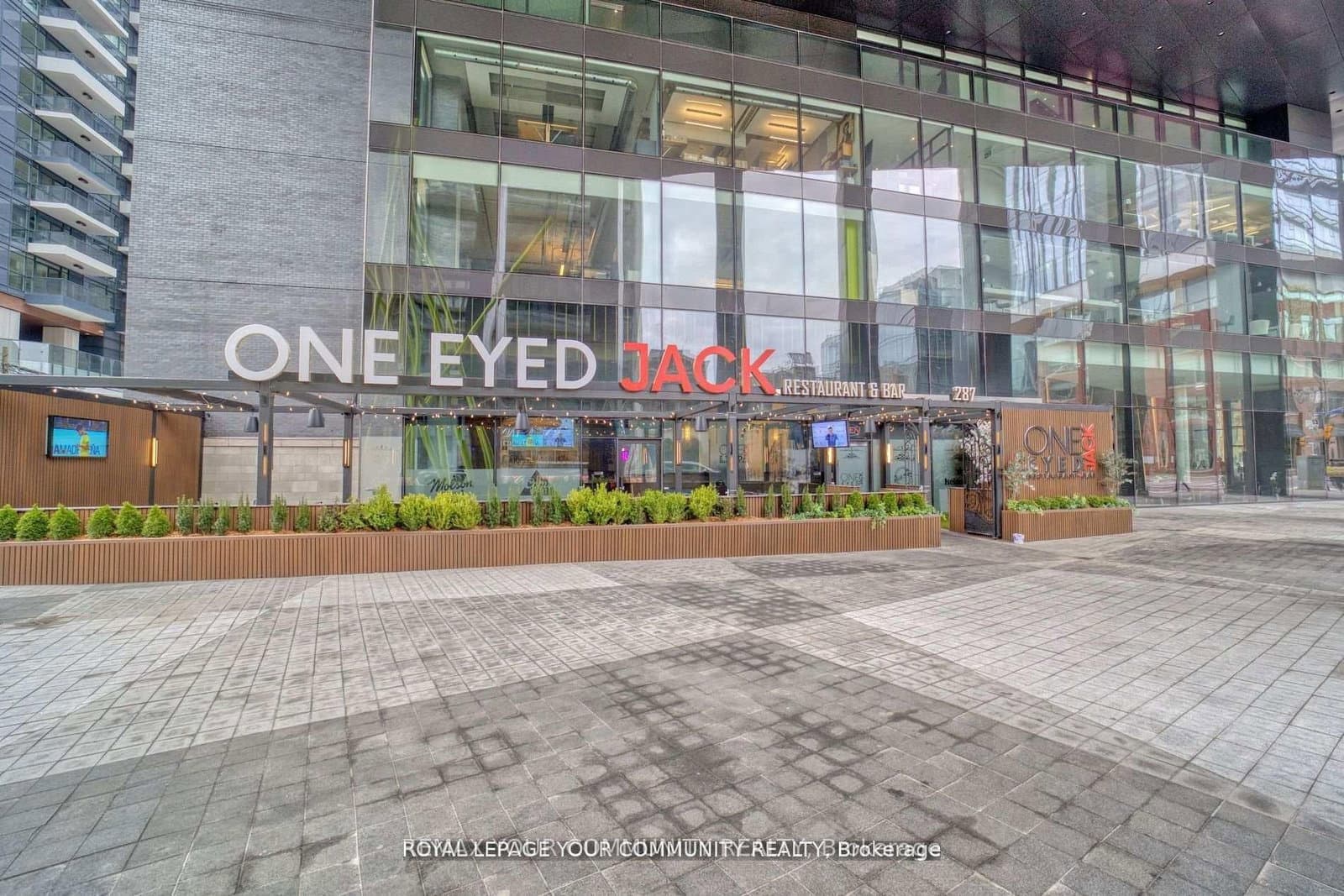 330 Richmond Street W, Unit 1711 thumbnail 19