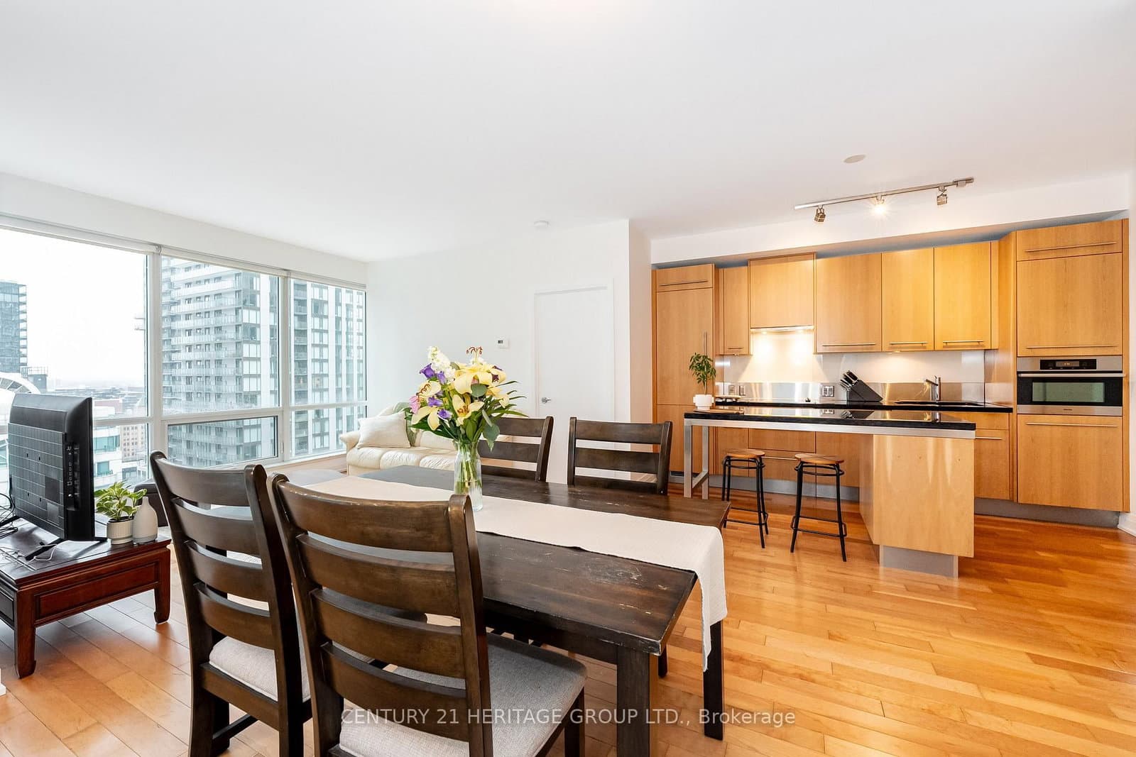 80 John Street, Unit 2303 thumbnail 15