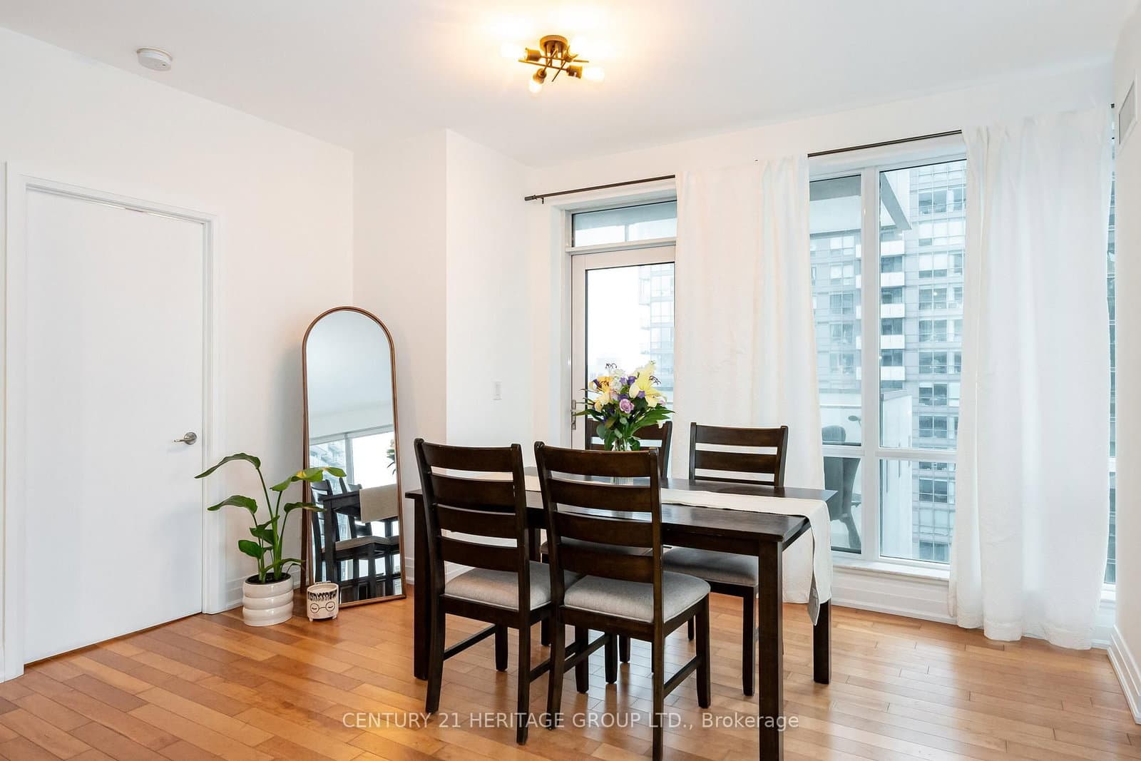80 John Street, Unit 2303 thumbnail 17