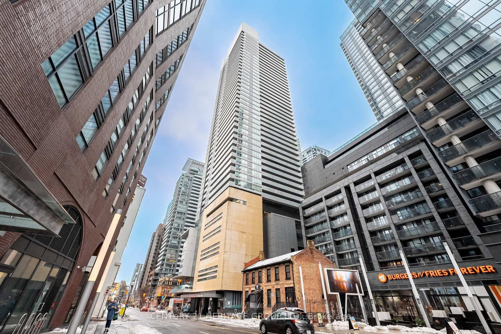 80 John Street, Unit 2303 thumbnail 4