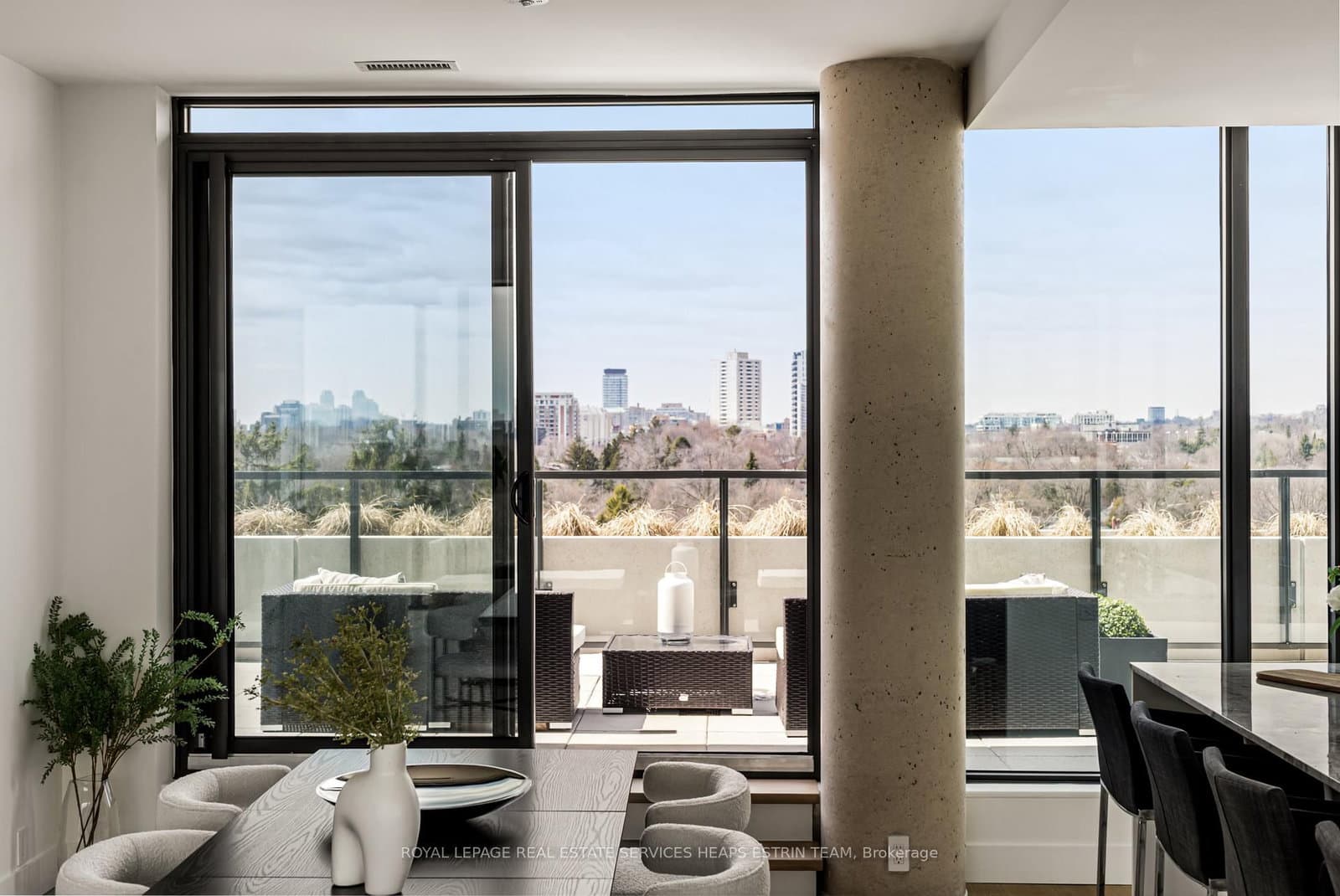 1414 Bayview Avenue, Unit PH 03 thumbnail 12