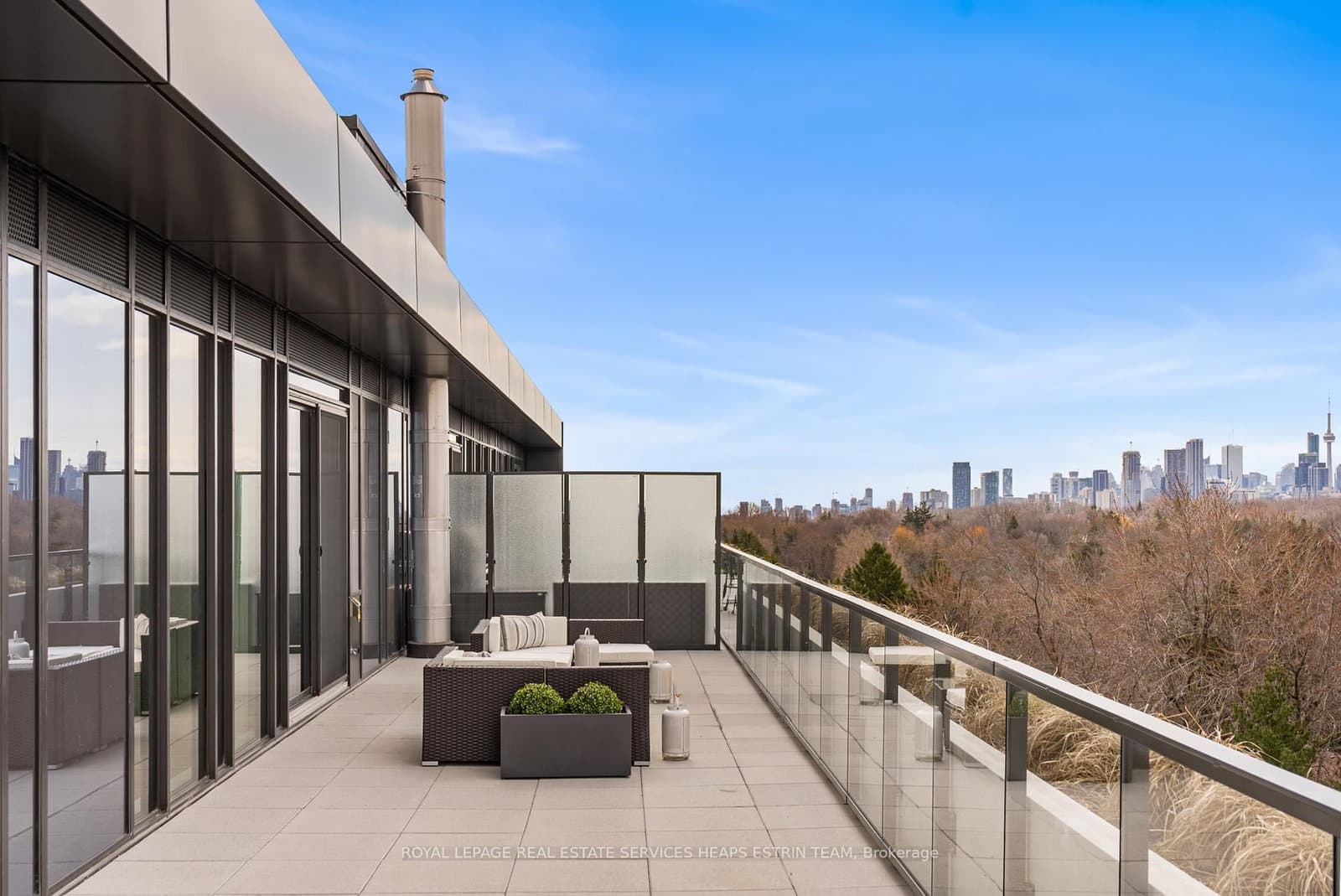 1414 Bayview Avenue, Unit PH 03 thumbnail 14