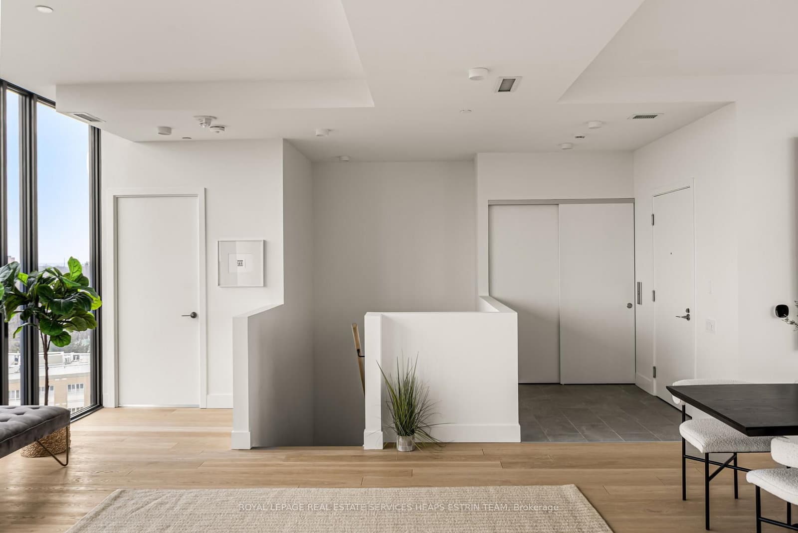 1414 Bayview Avenue, Unit PH 03 thumbnail 5