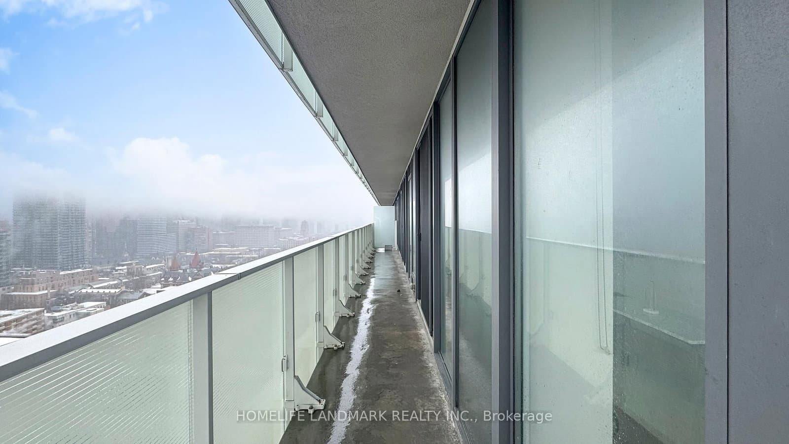 200 Bloor Street W, Unit 2305 thumbnail 30