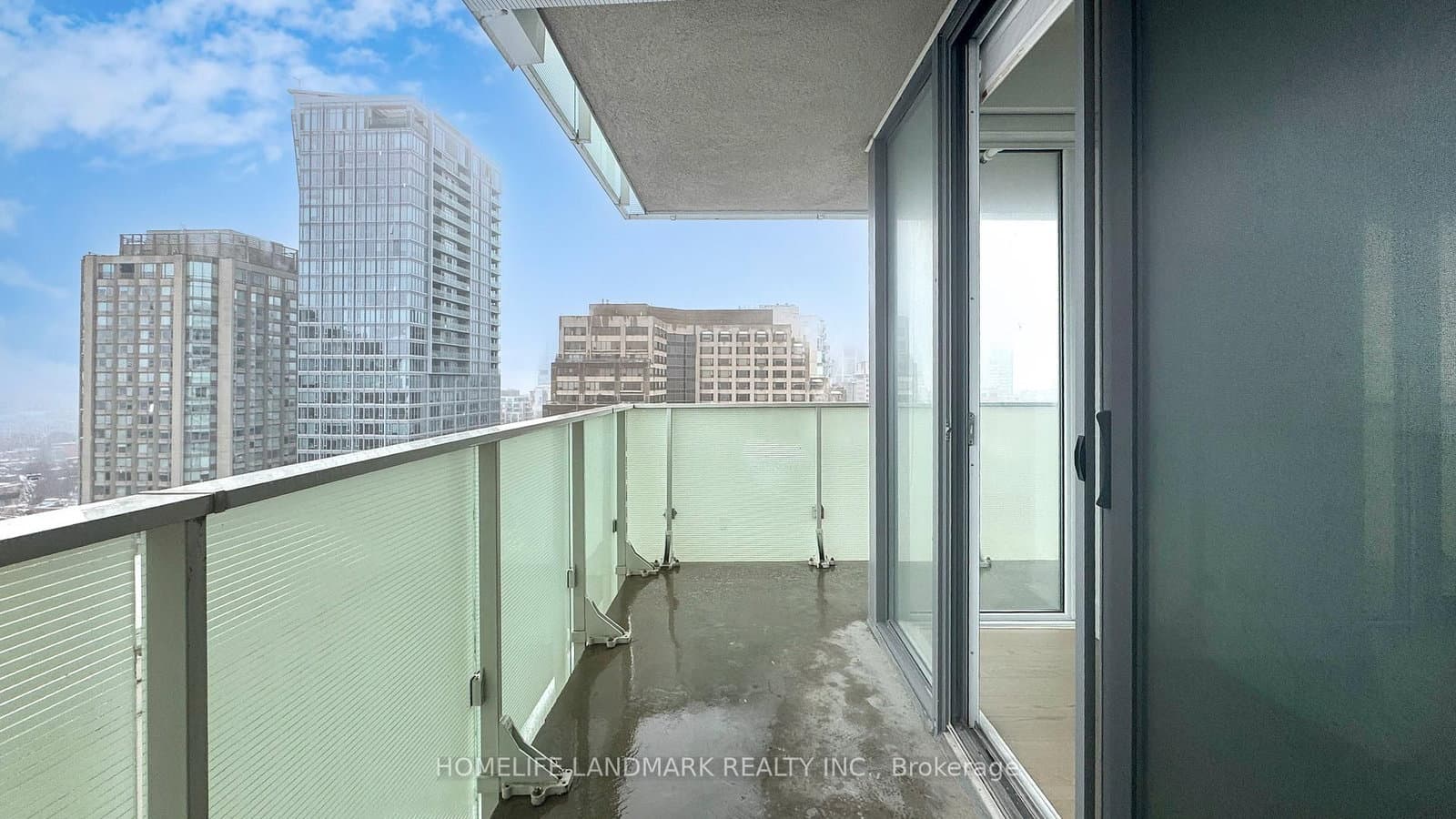 200 Bloor Street W, Unit 2305 thumbnail 34
