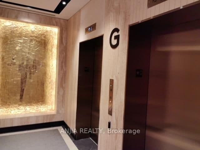 480 Front Street W, Unit 1011 thumbnail 19
