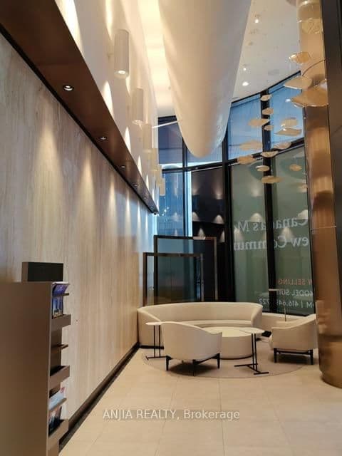 480 Front Street W, Unit 1011 thumbnail 20
