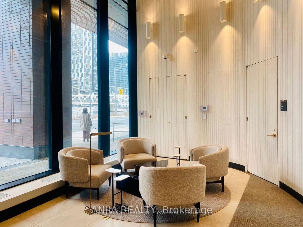 480 Front Street W, Unit 1011 thumbnail 6