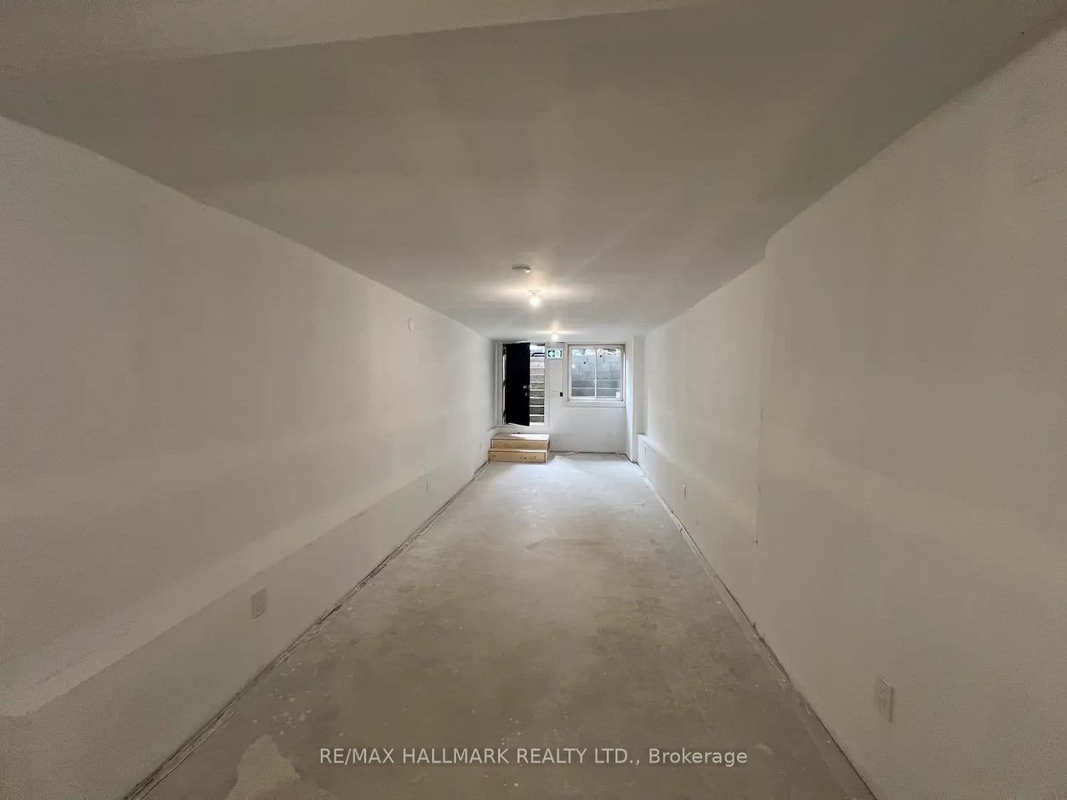 440 Parliament Street, Unit Main & 1/2 Bsmt thumbnail 13