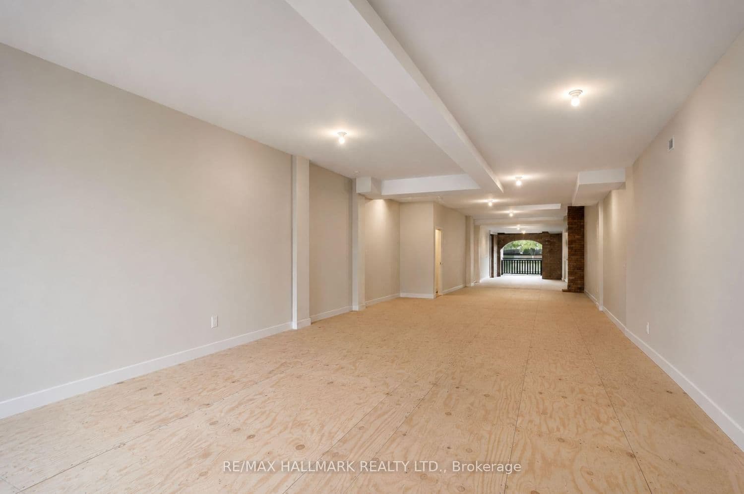 440 Parliament Street, Unit Main & 1/2 Bsmt thumbnail 7