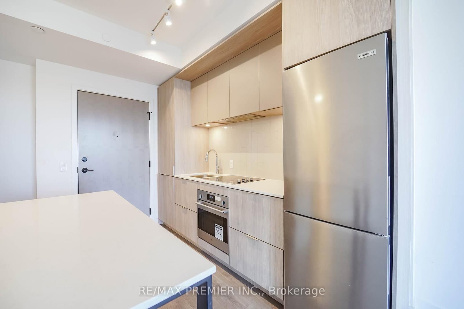 130 River Street, Unit 1309 thumbnail 15