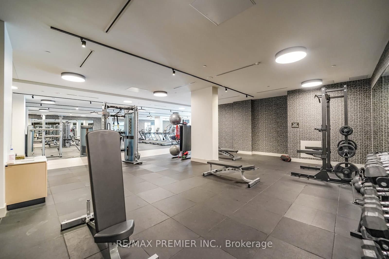 130 River Street, Unit 1309 thumbnail 31