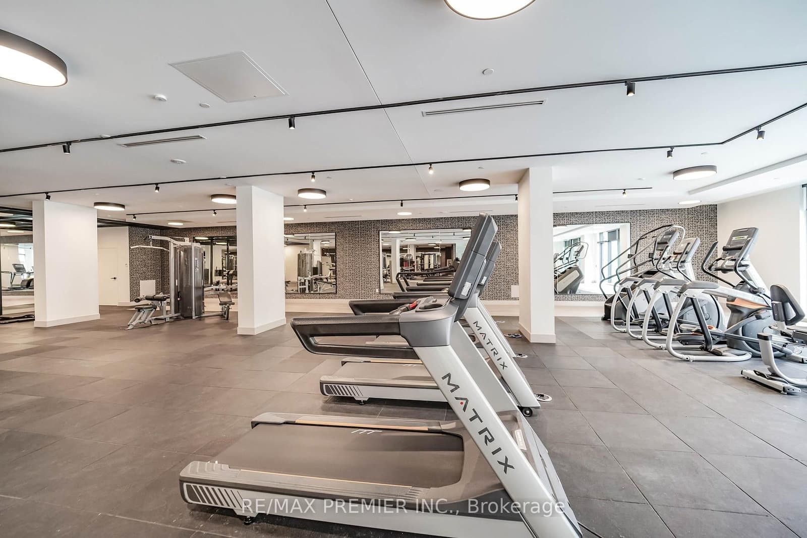 130 River Street, Unit 1309 thumbnail 32