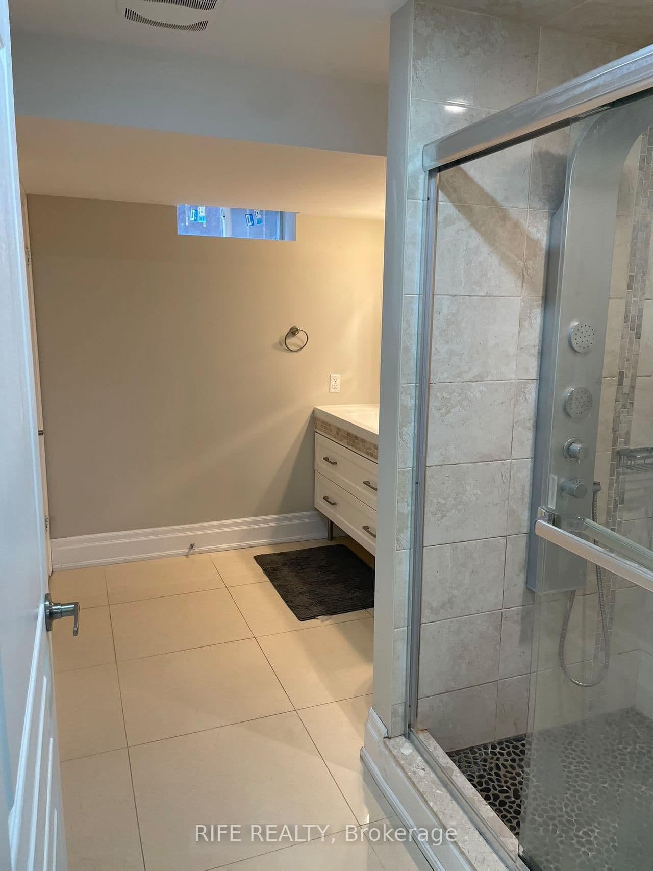 48 Transwell Avenue thumbnail 8