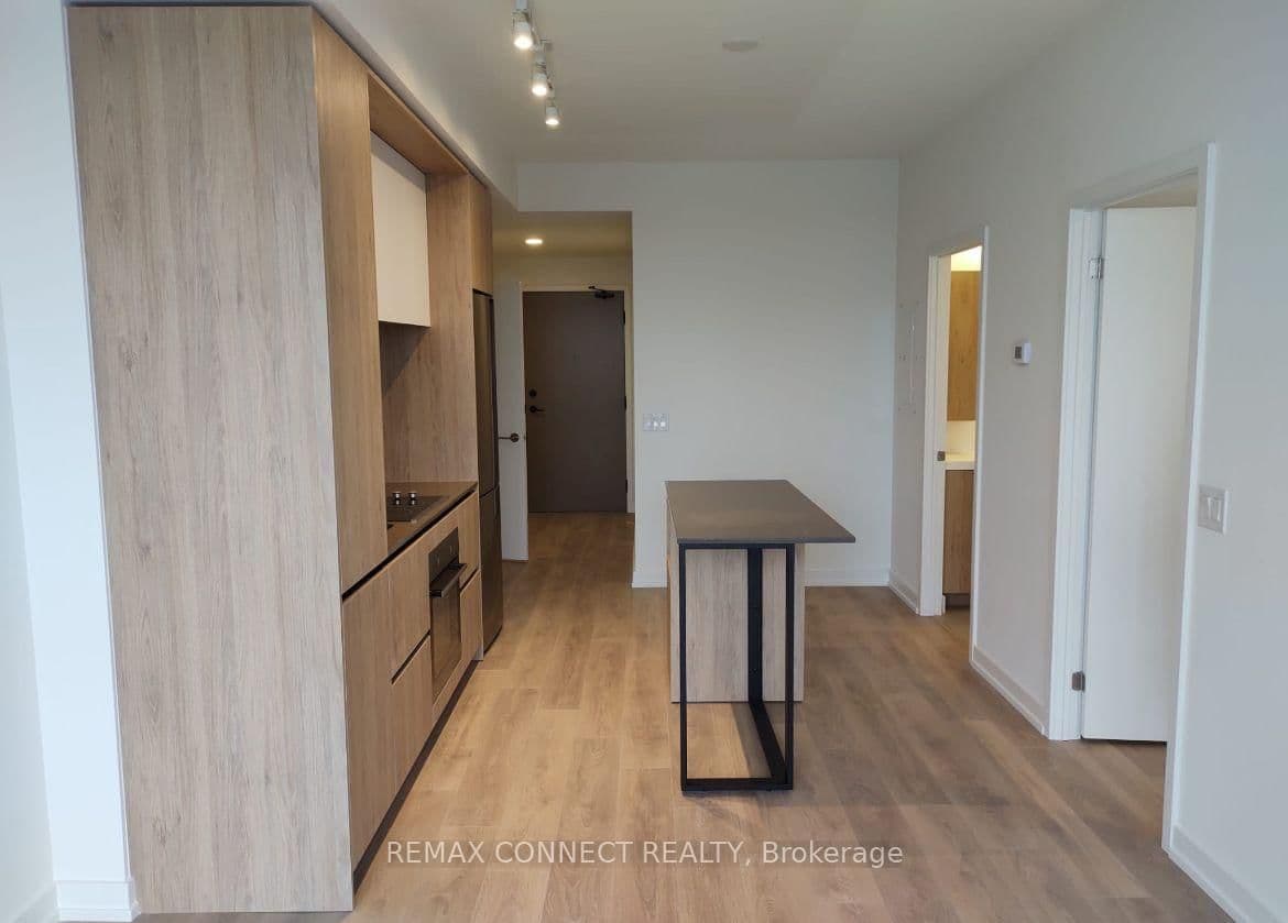 225 Sumach Street, Unit 2301 thumbnail 3