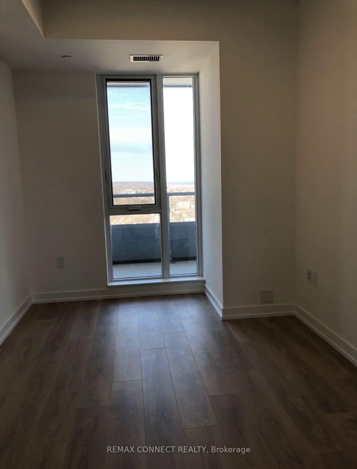 225 Sumach Street, Unit 2301 thumbnail 5