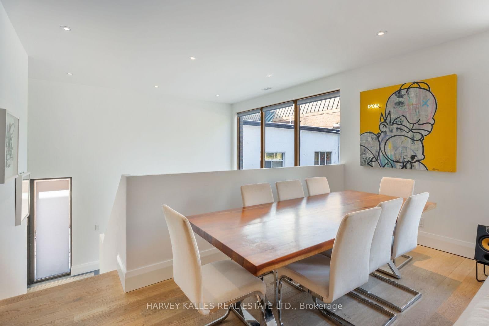 34 Coulson Avenue, Unit B thumbnail 11