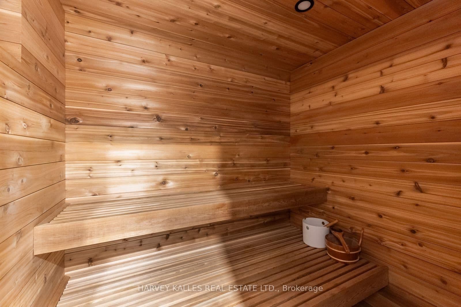 34 Coulson Avenue, Unit B thumbnail 30