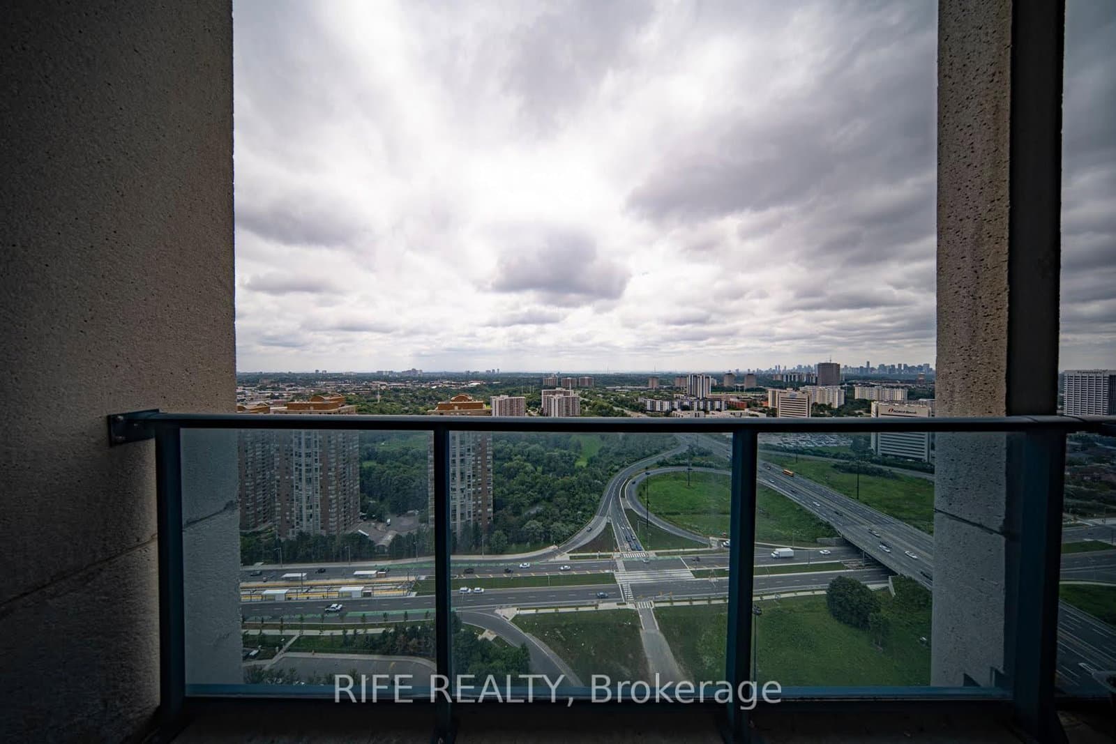 181 Wynford Drive, Unit 3301 thumbnail 10
