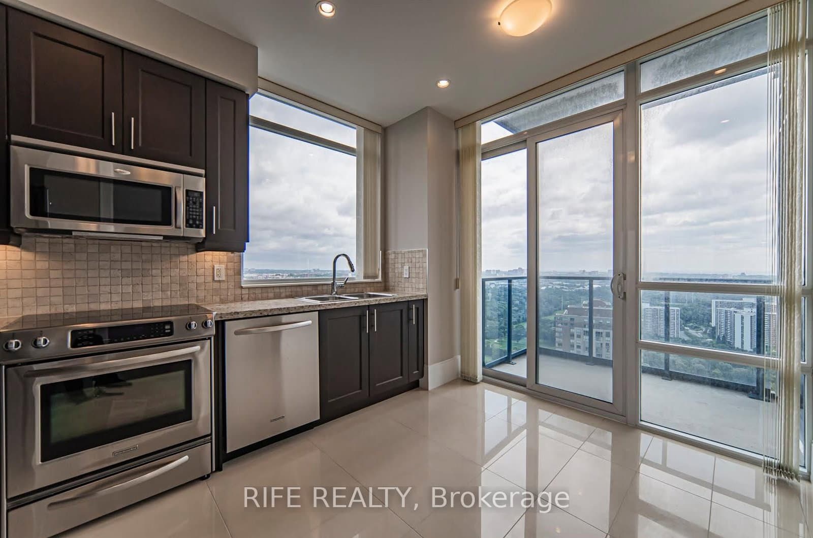 181 Wynford Drive, Unit 3301 thumbnail 35