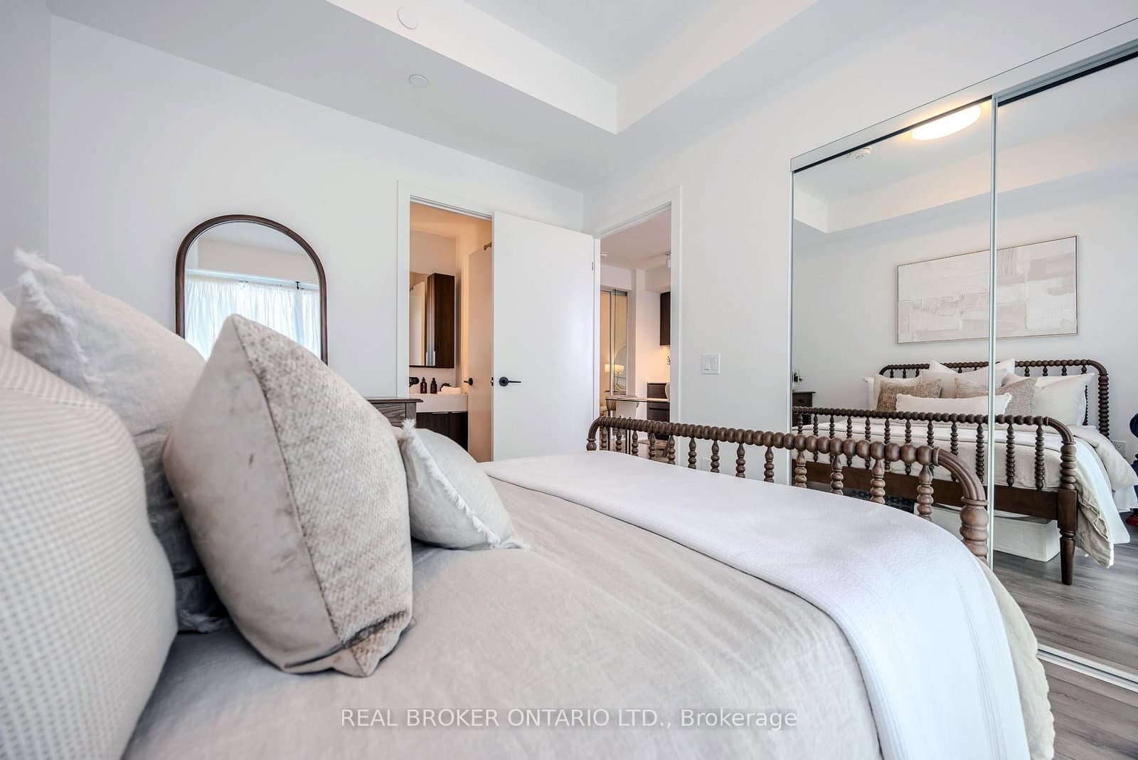 127 Broadway Avenue, Unit 2101S thumbnail 16