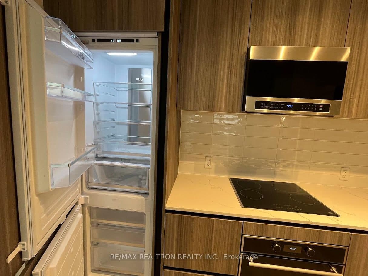 117 Broadway Avenue, Unit 1709 thumbnail 10