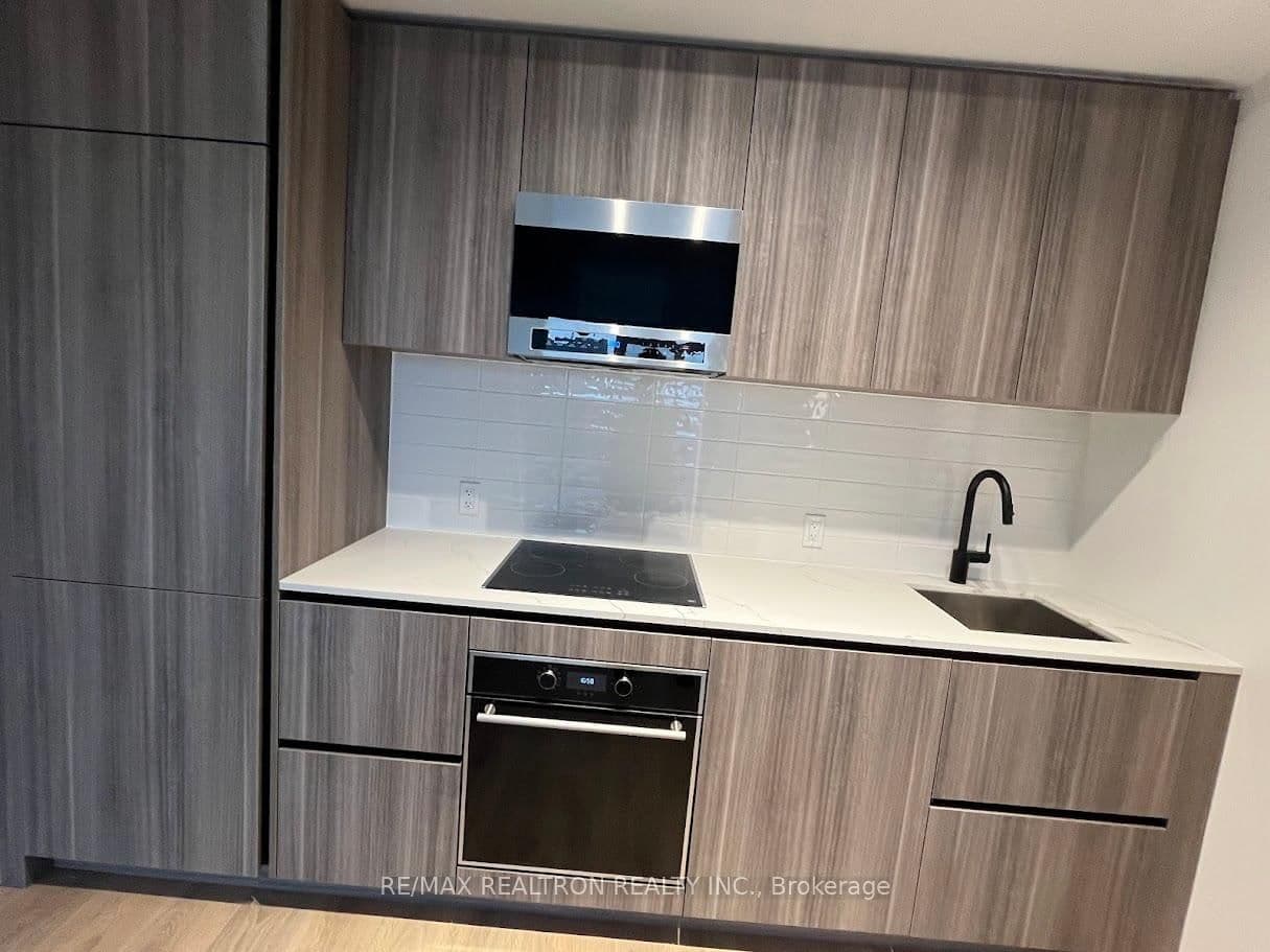 117 Broadway Avenue, Unit 1709 thumbnail 12