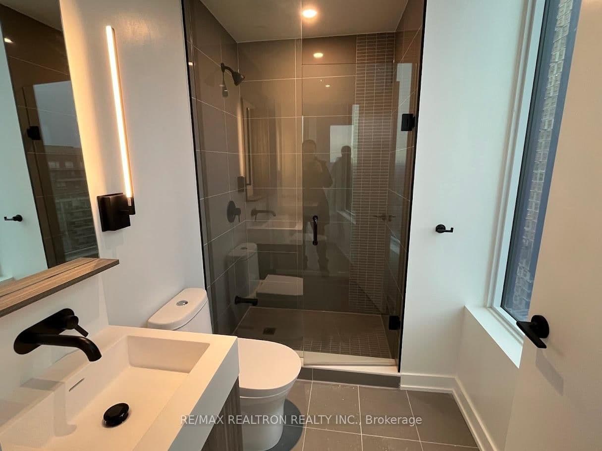 117 Broadway Avenue, Unit 1709 thumbnail 27