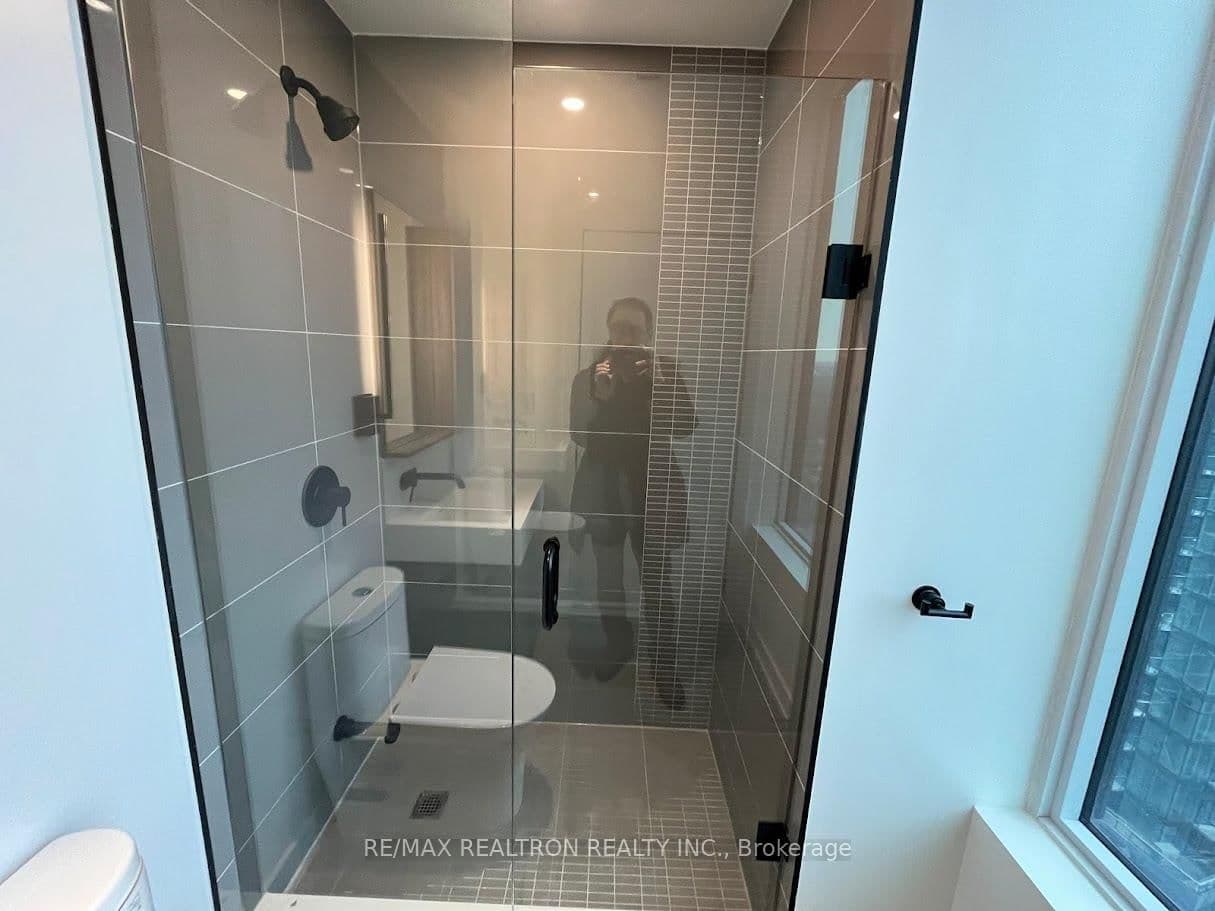 117 Broadway Avenue, Unit 1709 thumbnail 29