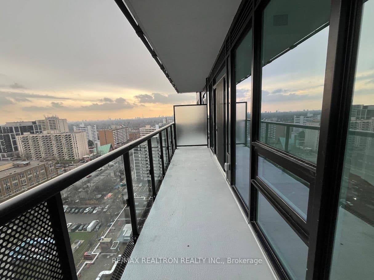 117 Broadway Avenue, Unit 1709 thumbnail 32