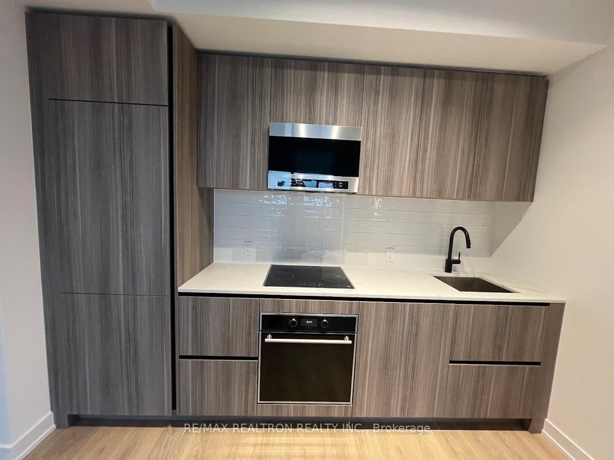 117 Broadway Avenue, Unit 1709 thumbnail 5