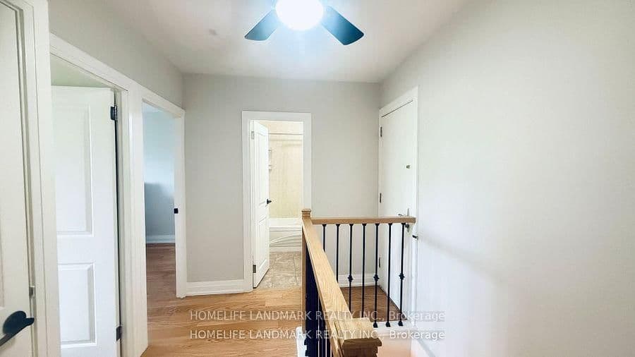 5879 Bathurst Street, Unit 213 thumbnail 15