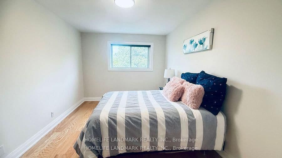 5879 Bathurst Street, Unit 213 thumbnail 19
