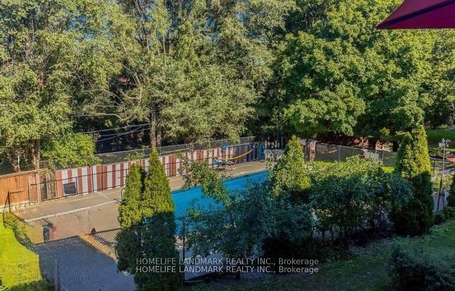5879 Bathurst Street, Unit 213 thumbnail 24