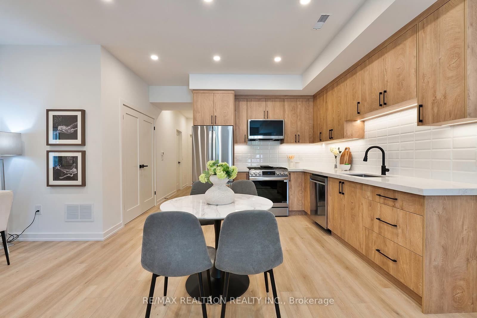53 Alameda Avenue thumbnail 30