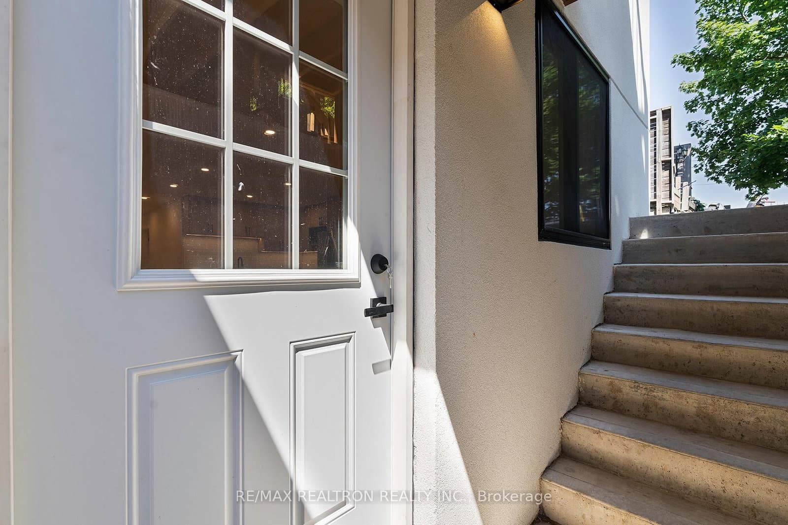 53 Alameda Avenue thumbnail 40