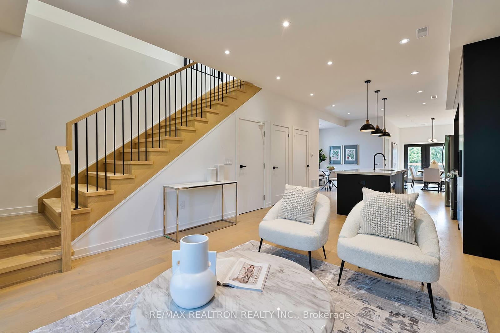 53 Alameda Avenue thumbnail 9