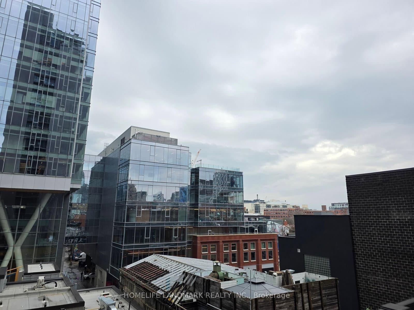 330 Richmond Street W, Unit 605 thumbnail 12