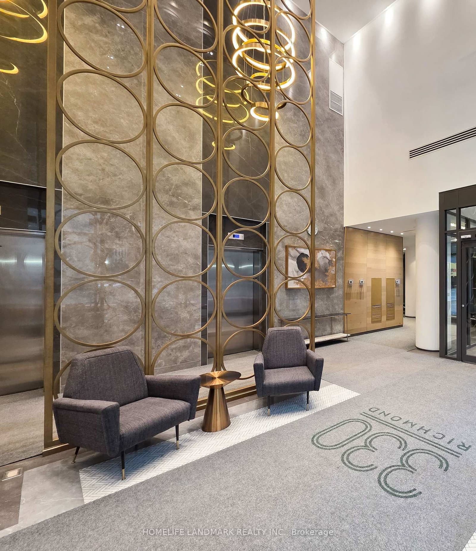 330 Richmond Street W, Unit 605 thumbnail 21
